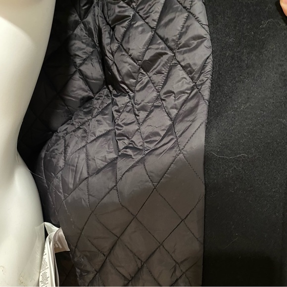 Gorgeous new wool coat - Picture 3 of 7